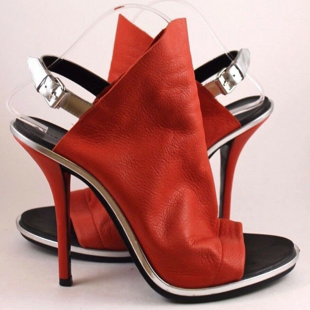 BALENCIAGA GLOVE RED LEATHER SANDALS